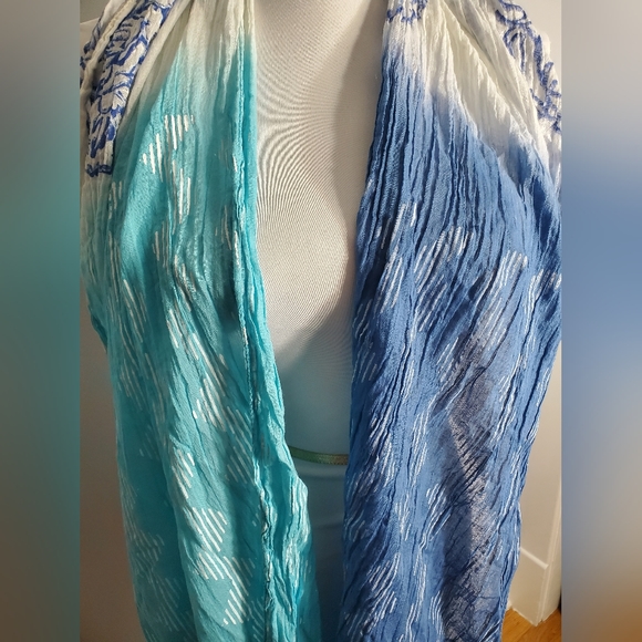 Scarf - Picture 3 of 3